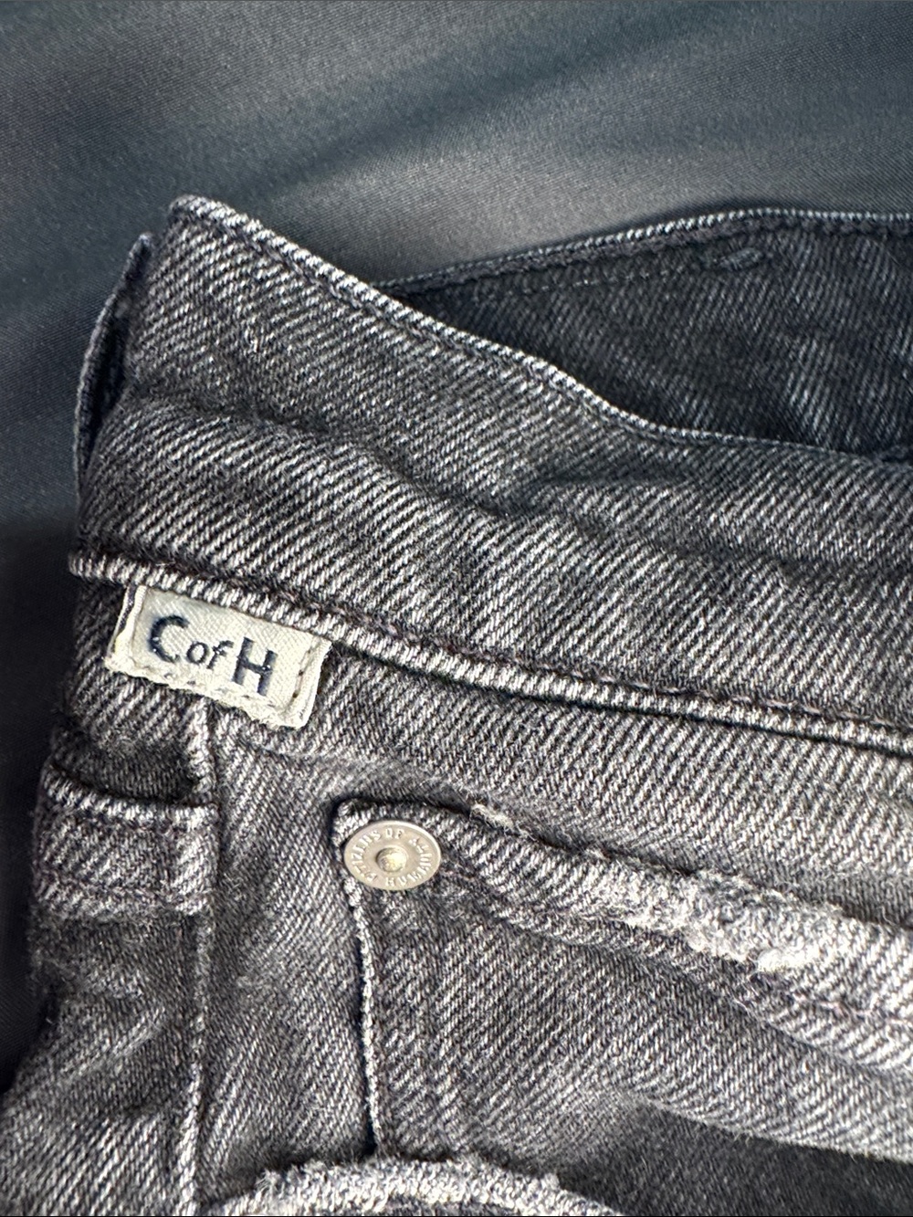 Citizens of Humanity Florence Black Distressed Hem Jeans - Size 27 - Picture 7 of 10
